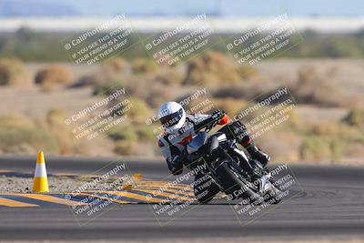 media/Nov-06-2023-Moto Forza (Mon) [[ce023d0744]]/3-Intermediate Group/Session 5 (Turn 4)/